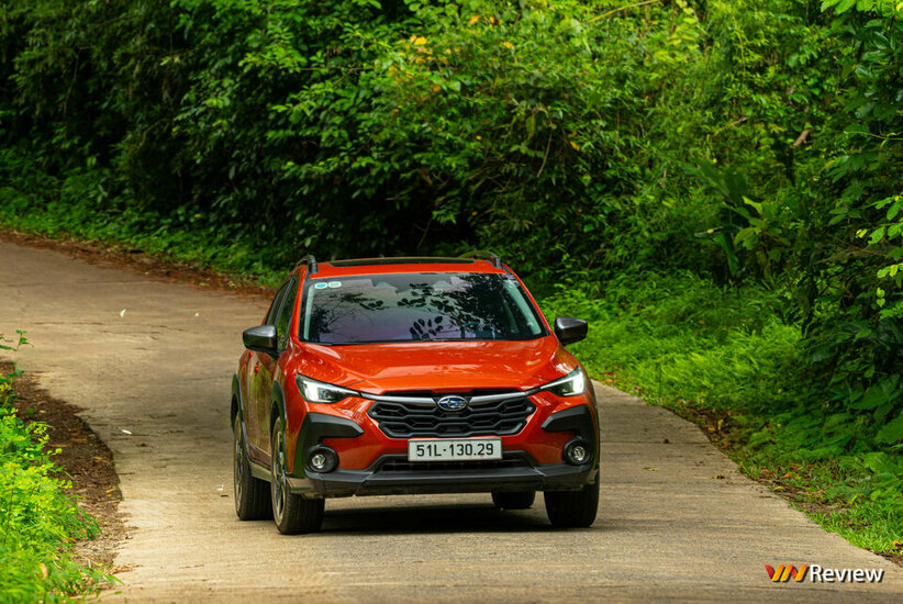 Subaru Crosstrek - VnReview - 7.jpg