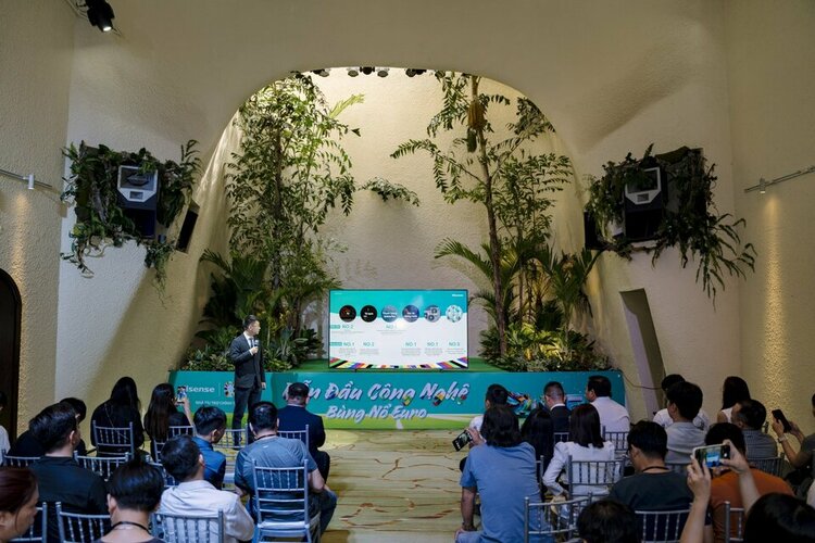 Hisense_13 (Copy).jpg Hisense_13 (Copy).jpg
