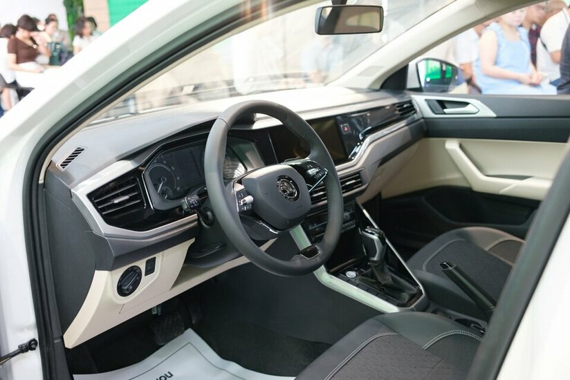 Skoda Slavia - 2.jpg