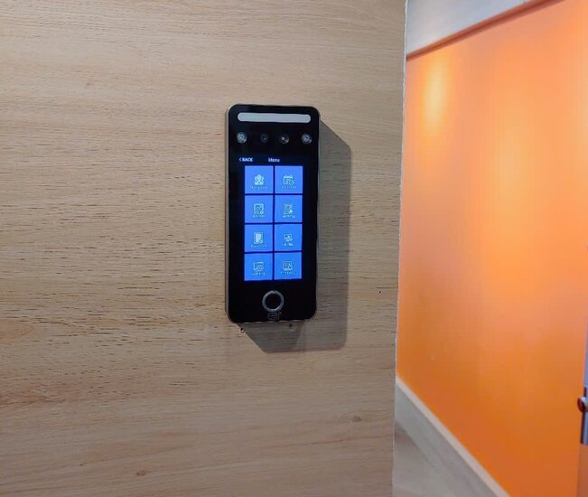 Máy Chấm Công Vân tay Nguyễn Phan