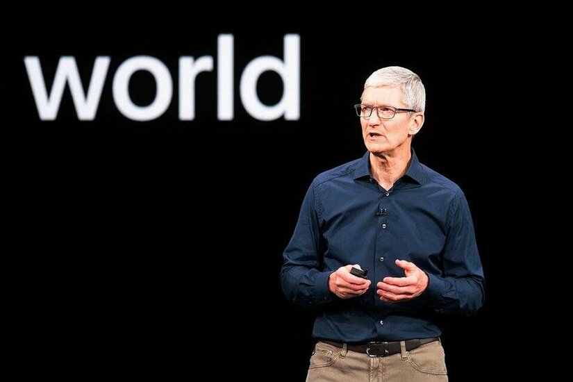 Tim Cook.jpg