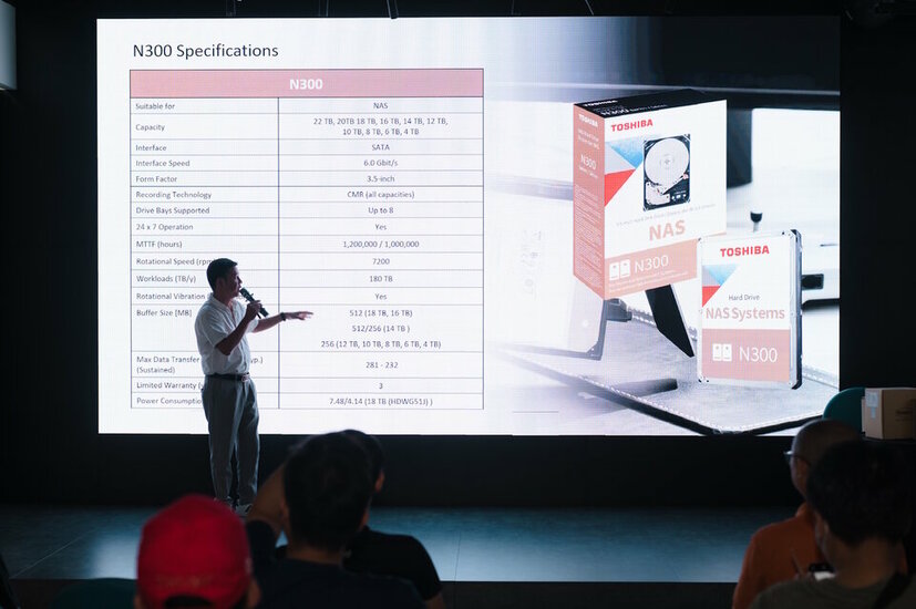 EAVN 12.jpg