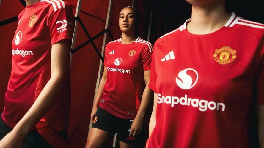 man utd home women 24-25_webp_75.jpg